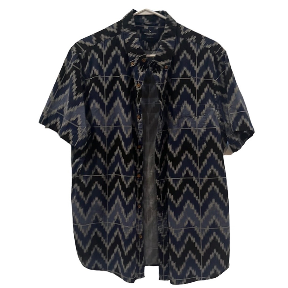 🌸3/$15🌸 NWOT American Eagle Outfitters Shirt—Size XL